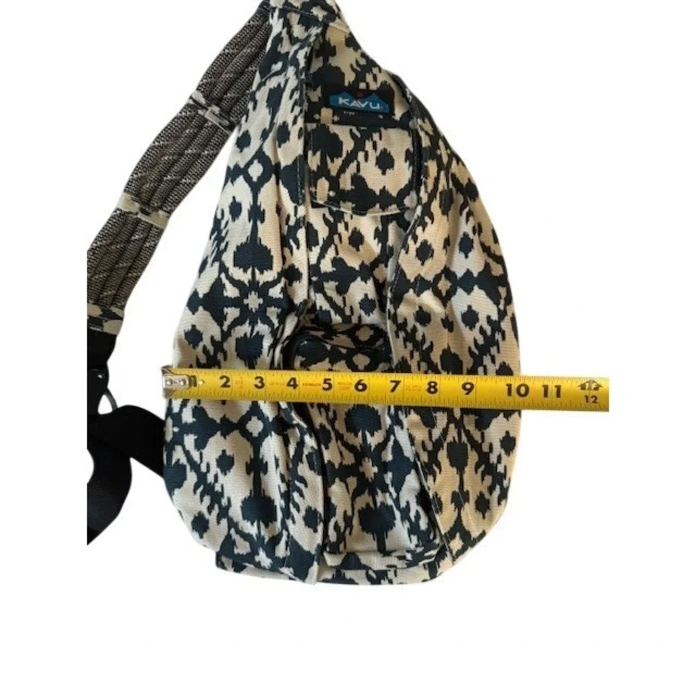 NWOT KAVU Sling‎ Backpack Bag Ikat Pattern Adjustable Strap Outdoor Casual